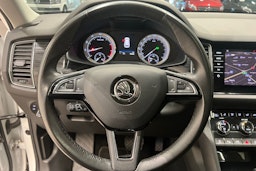 valkoinen Skoda Kodiaq 2017 kuva 11.