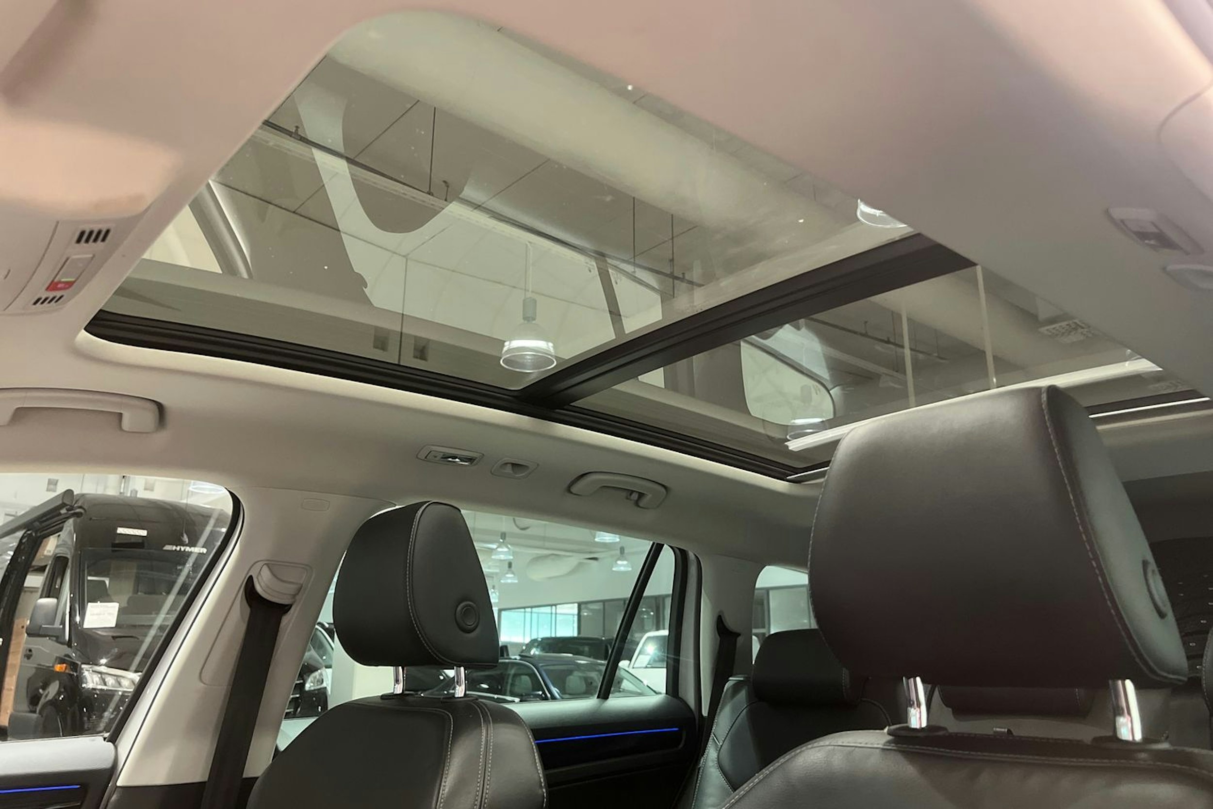 valkoinen Skoda Kodiaq 2017 kuva 20.