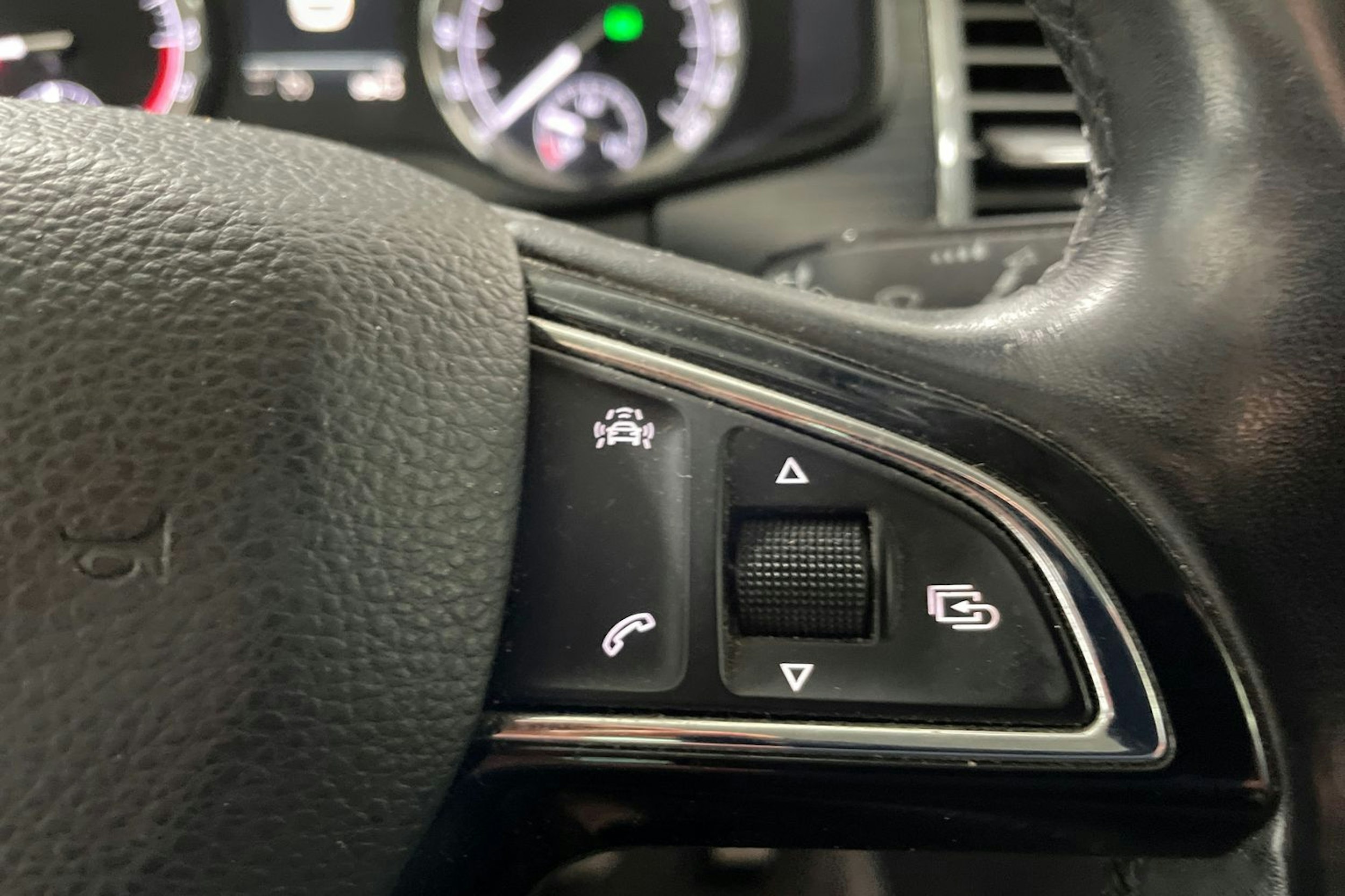 ruskea (beige) Skoda Kodiaq 2018 kuva 18.