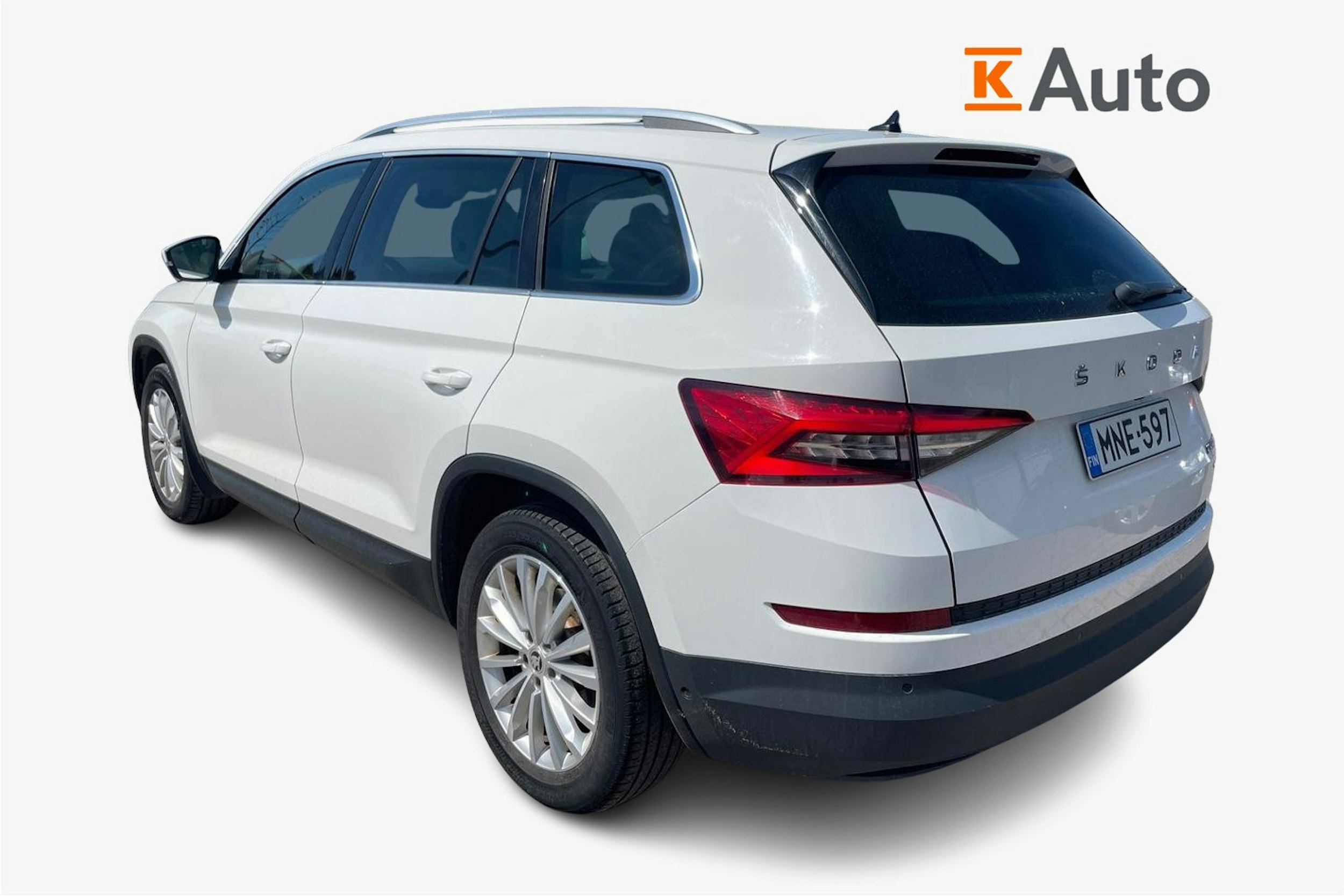 valkoinen Skoda Kodiaq 2017 kuva 2.