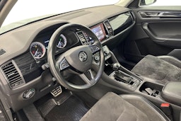 met. harmaa Skoda Kodiaq 2017 kuva 7.