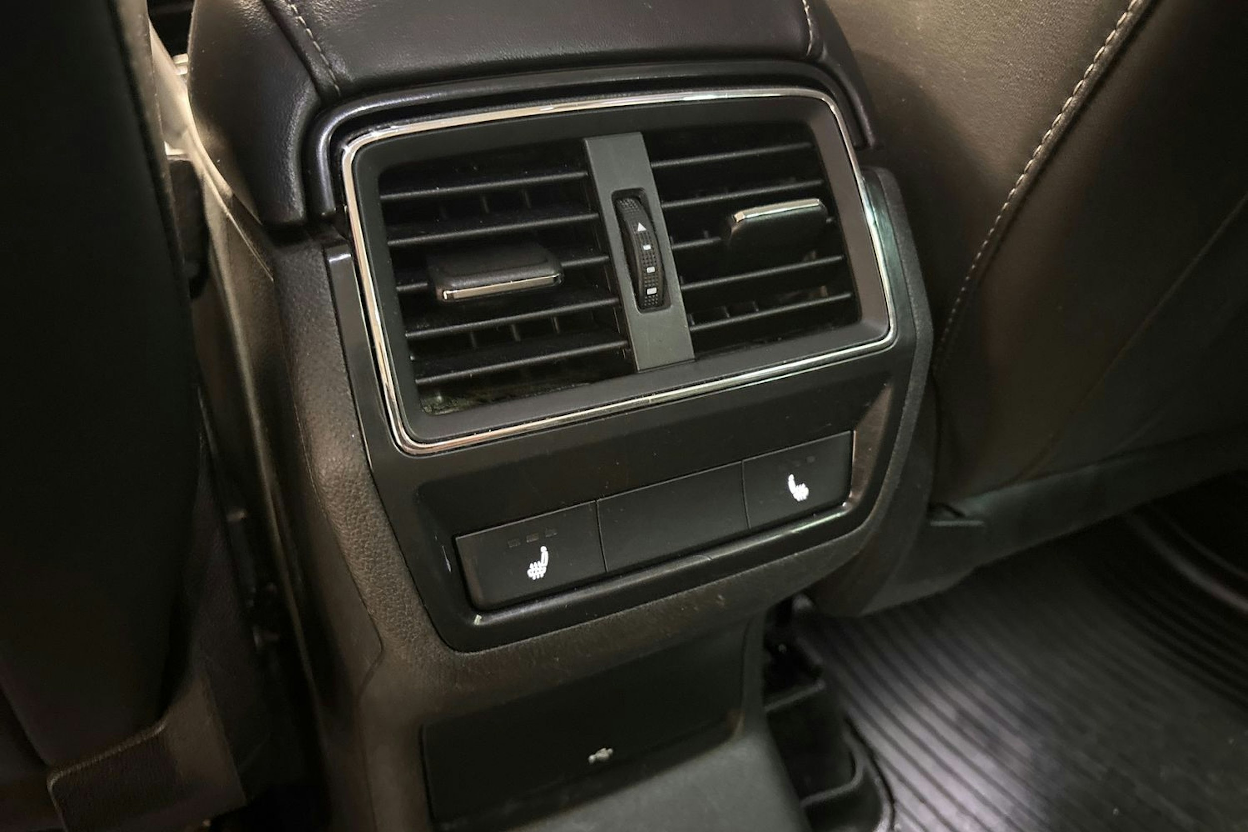 met. harmaa Skoda Kodiaq 2017 kuva 32.