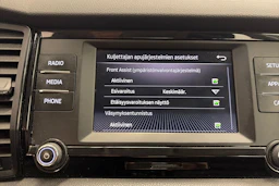 Valkoinen Skoda KODIAQ 2018 kuva 20.