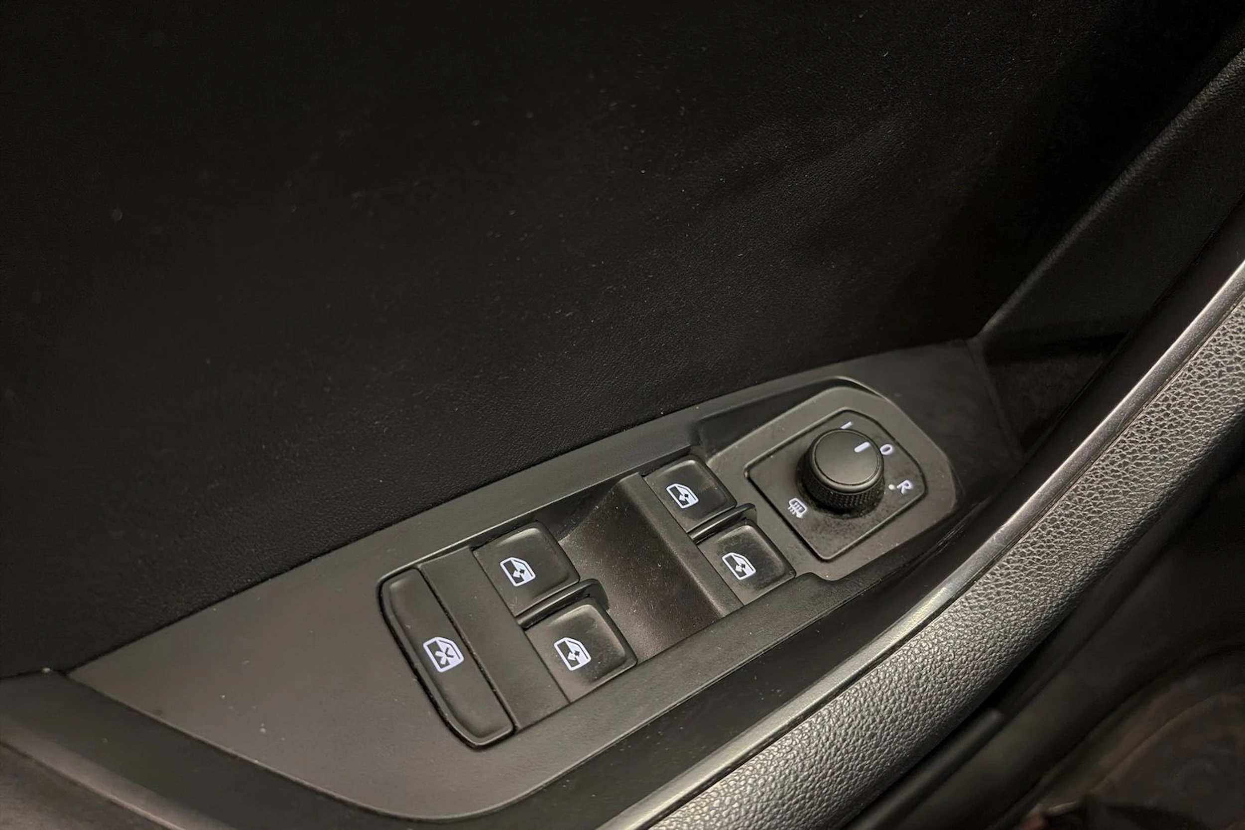 Valkoinen Skoda KODIAQ 2018 kuva 23.