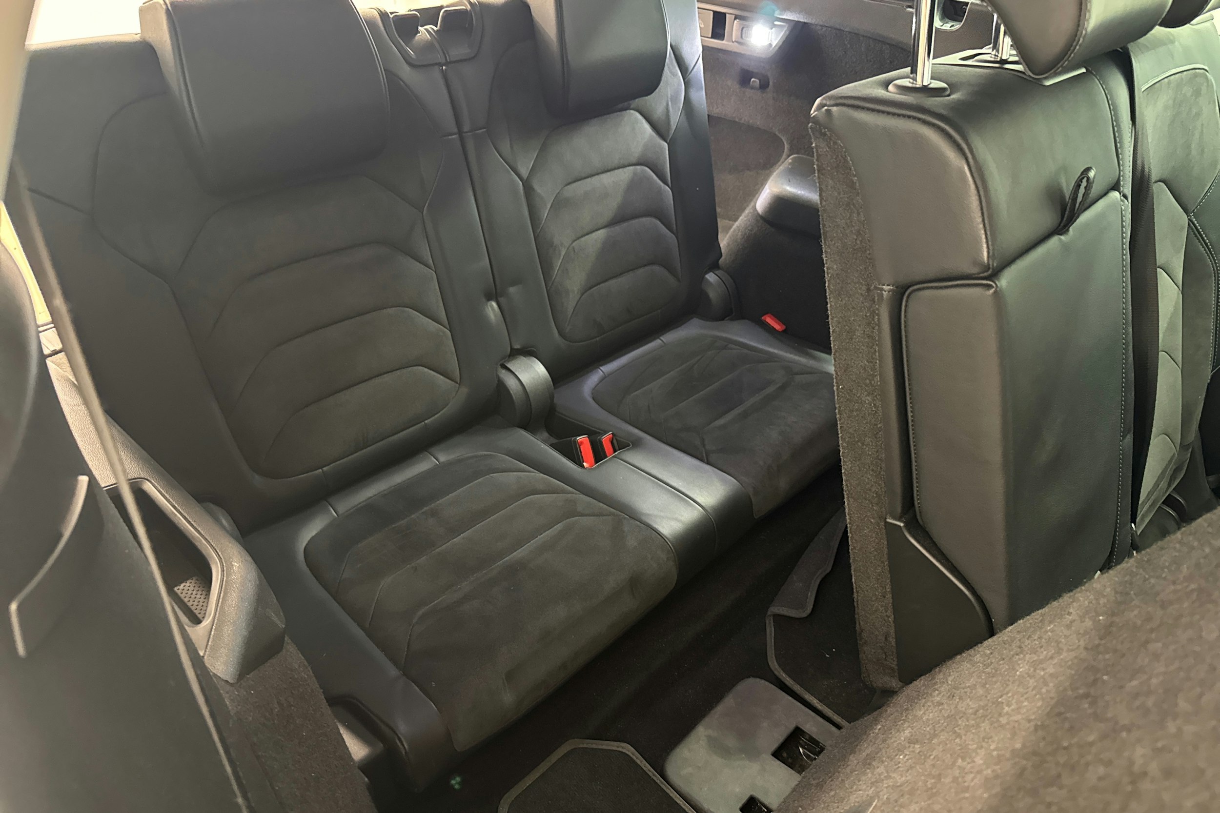 valkoinen Skoda Kodiaq 2017 kuva 11.