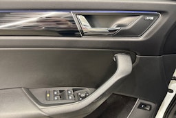 valkoinen Skoda Kodiaq 2017 kuva 17.