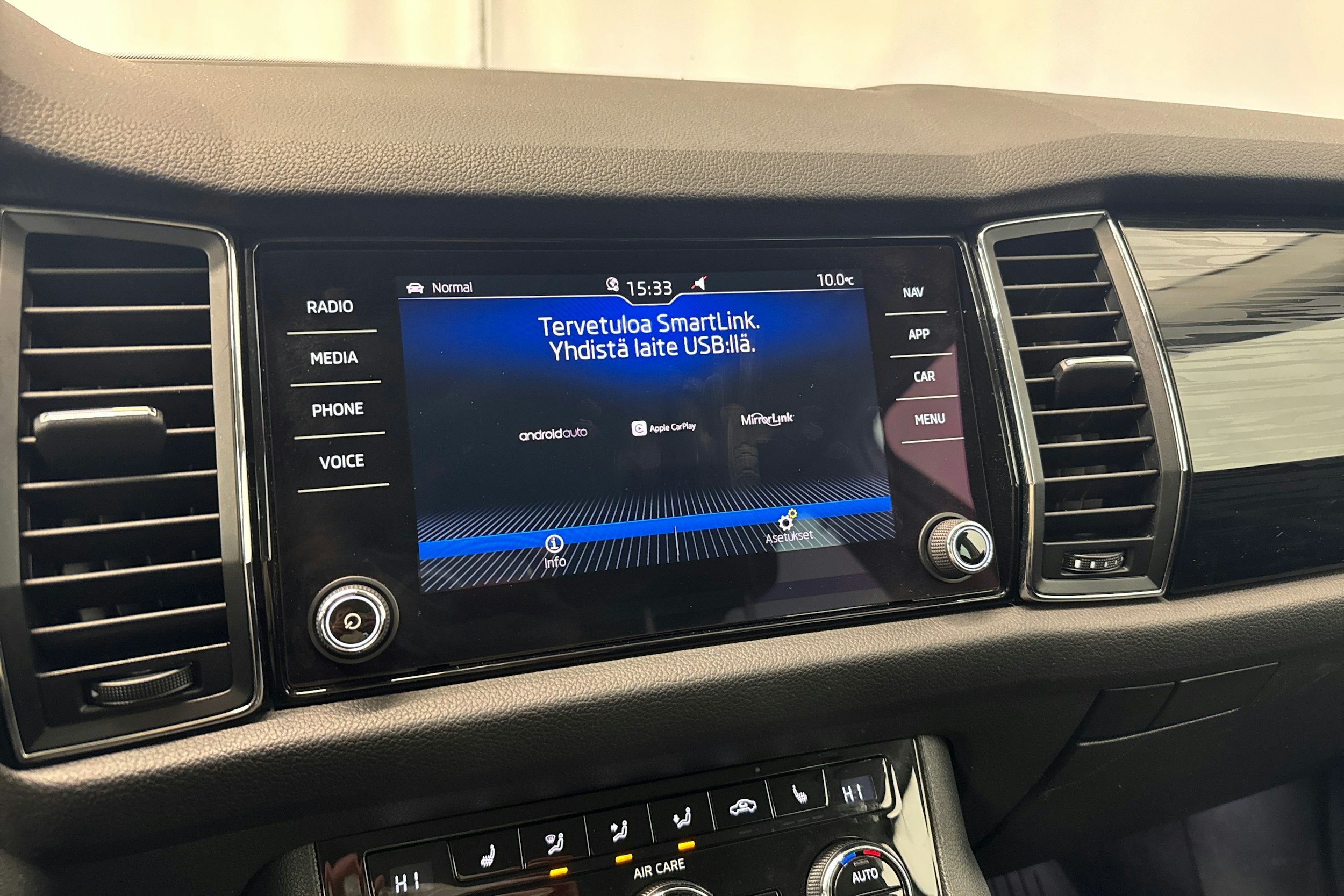 valkoinen Skoda Kodiaq 2017 kuva 22.