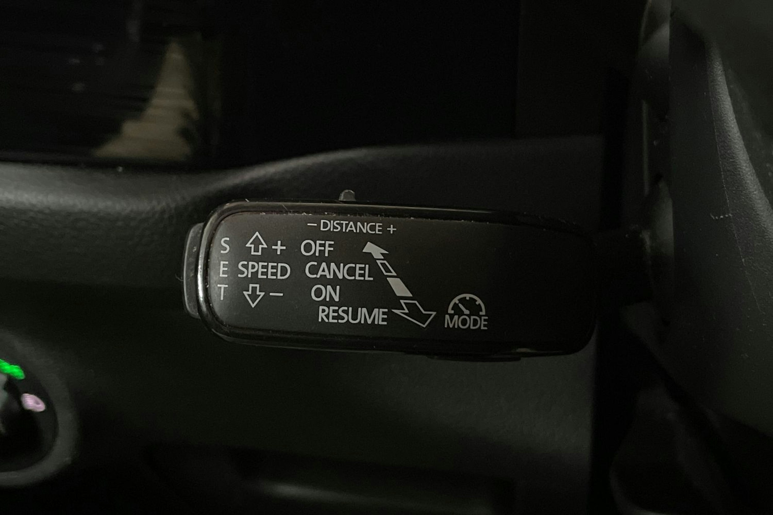 Harmaa Skoda KODIAQ 2017 kuva 16.