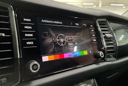 Harmaa Skoda KODIAQ 2017 kuva 24.