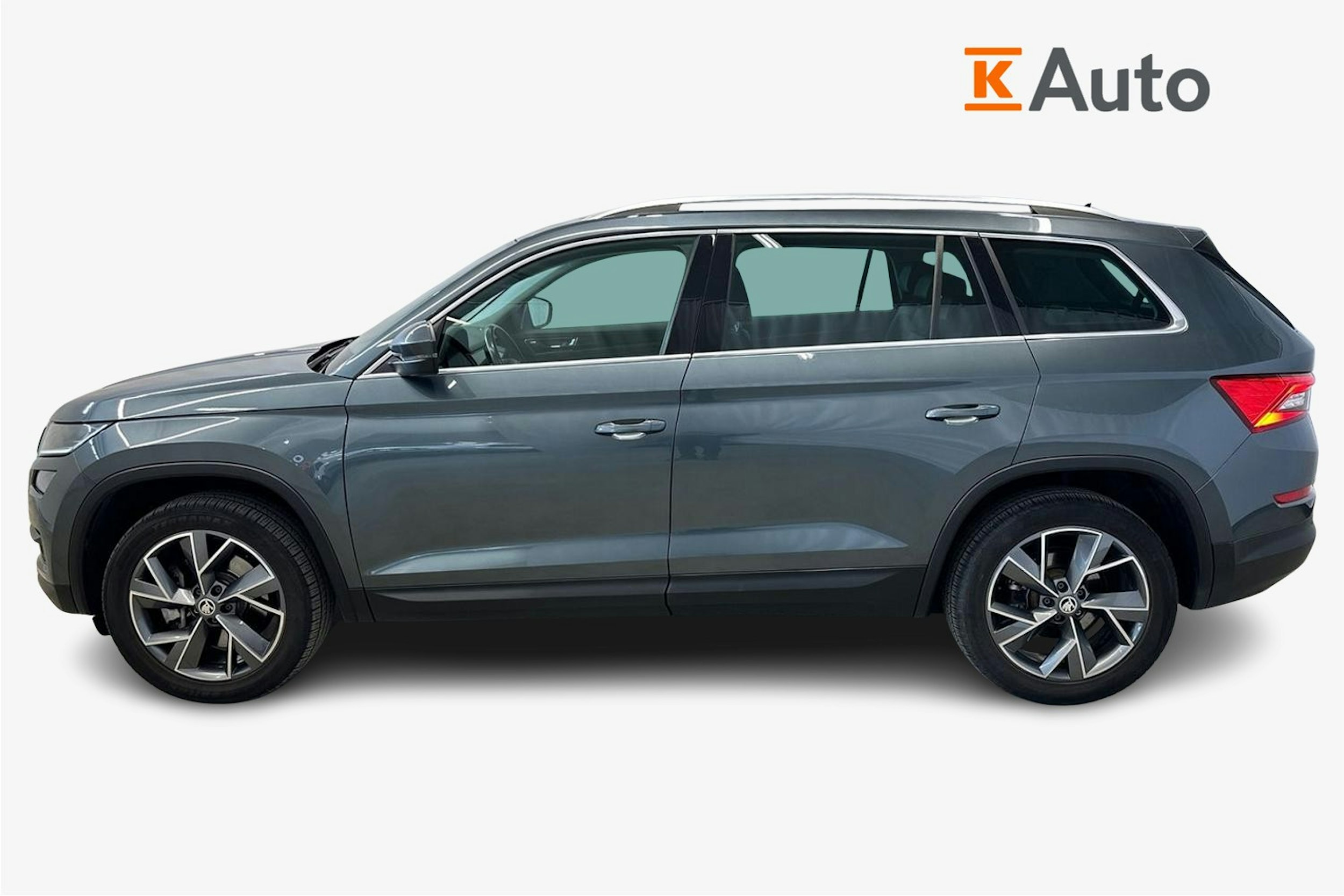 harmaa Skoda Kodiaq 2017 kuva 6.