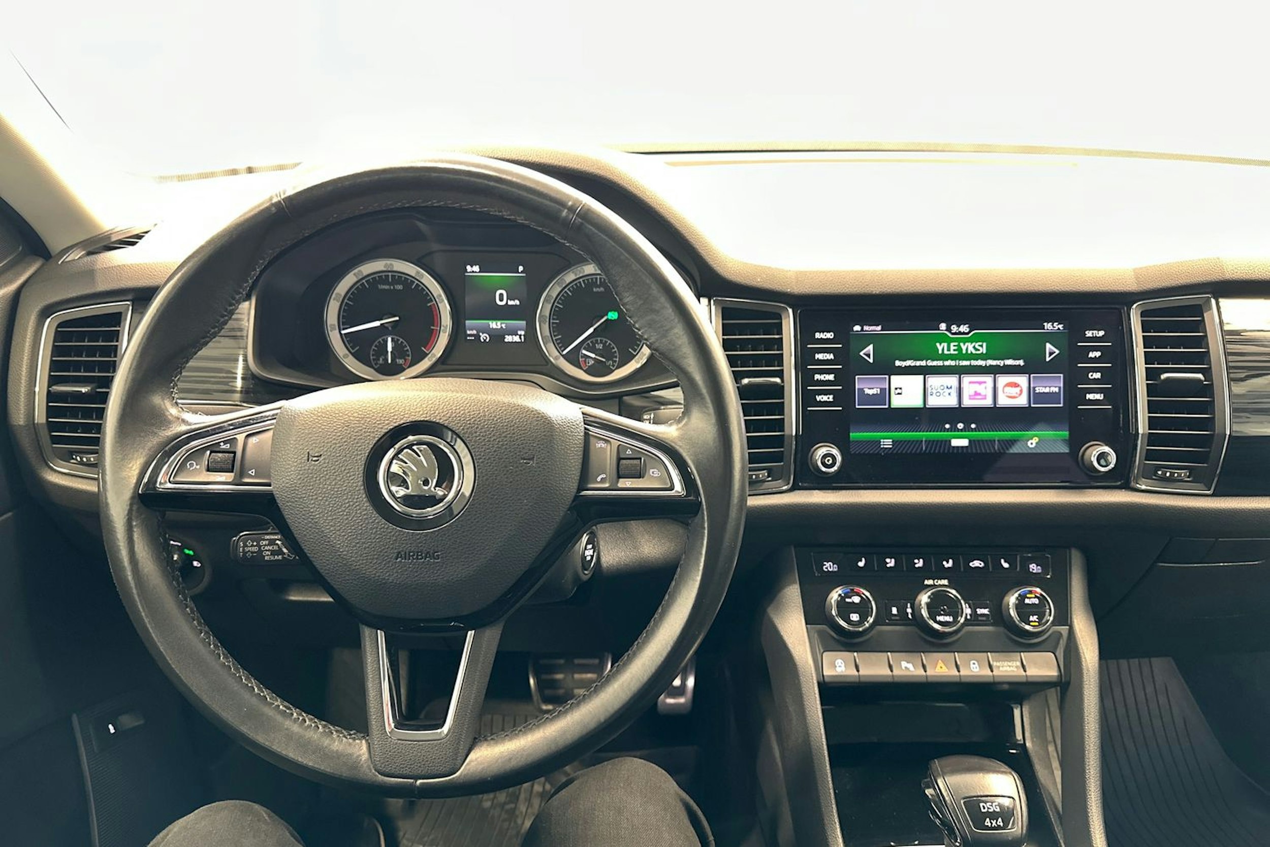 harmaa Skoda Kodiaq 2017 kuva 16.