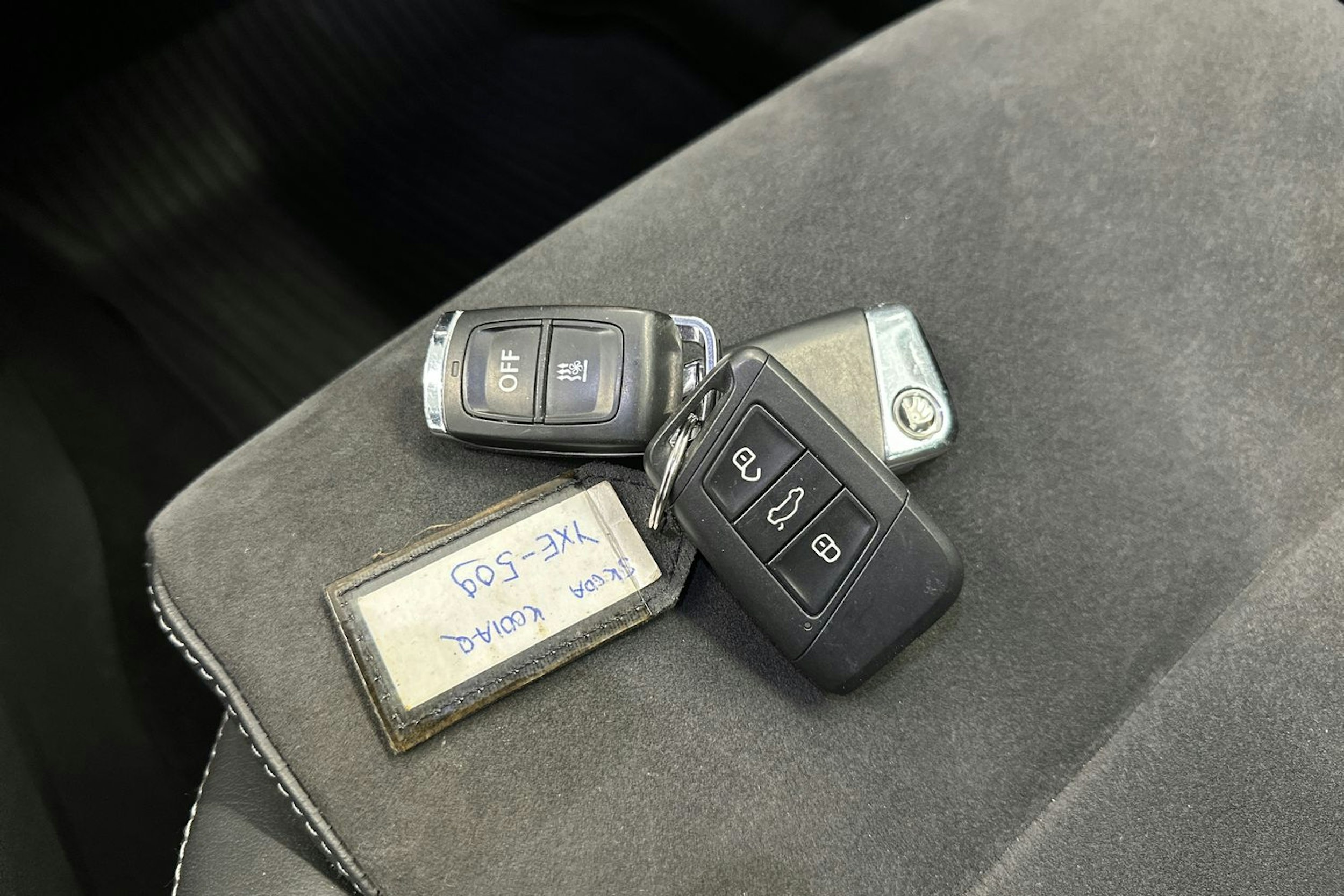 harmaa Skoda Kodiaq 2017 kuva 33.