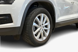 valkoinen Skoda Kodiaq 2017 kuva 7.
