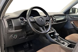 valkoinen Skoda Kodiaq 2017 kuva 10.