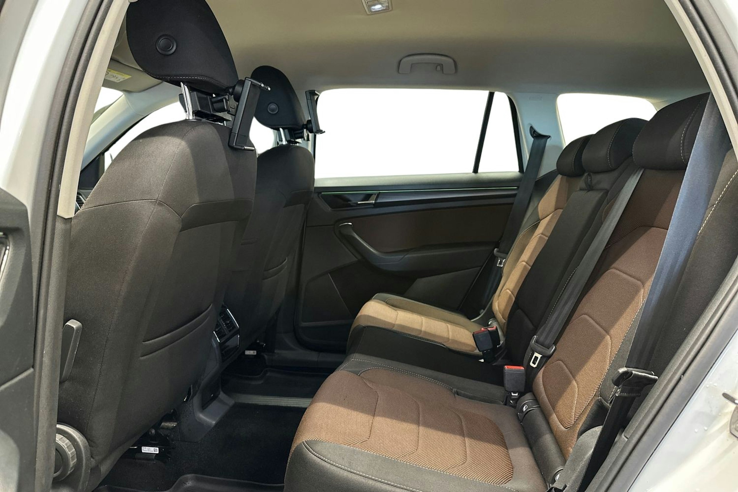 valkoinen Skoda Kodiaq 2017 kuva 12.