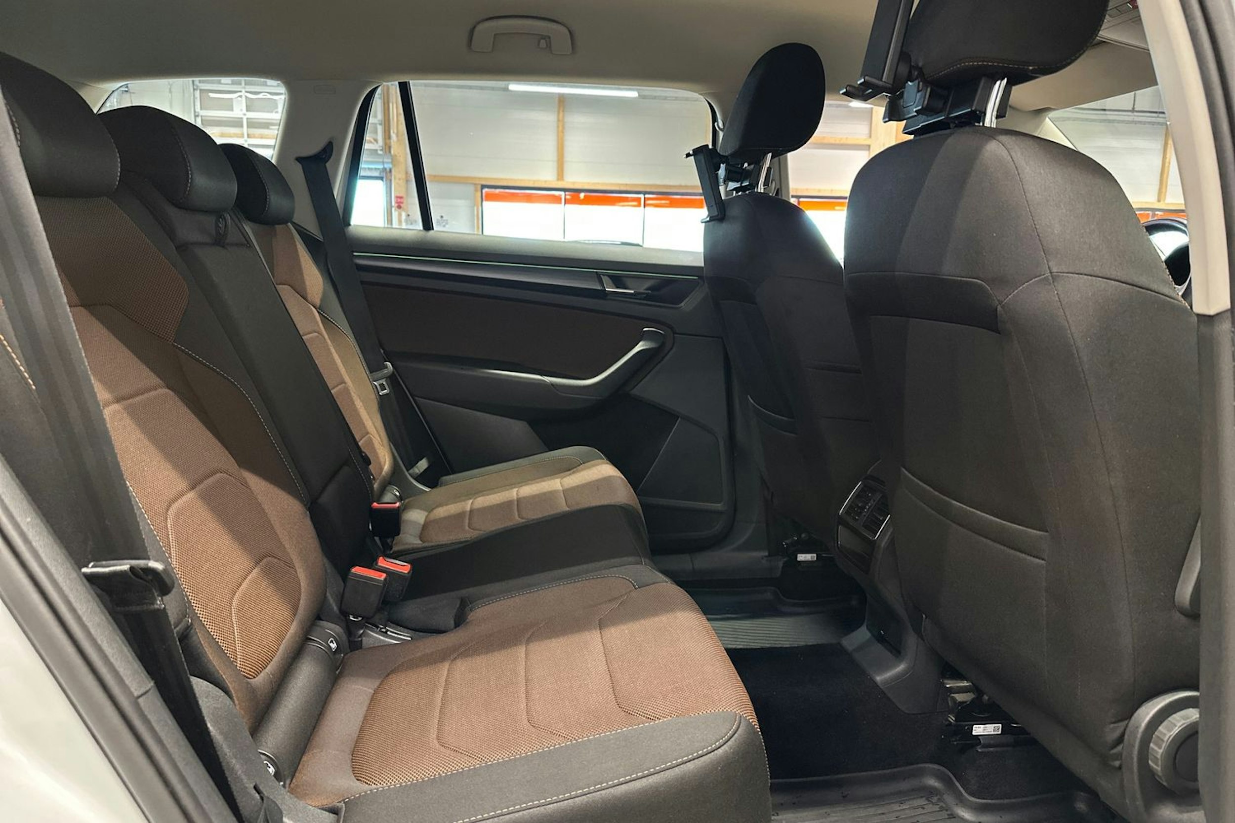 valkoinen Skoda Kodiaq 2017 kuva 15.