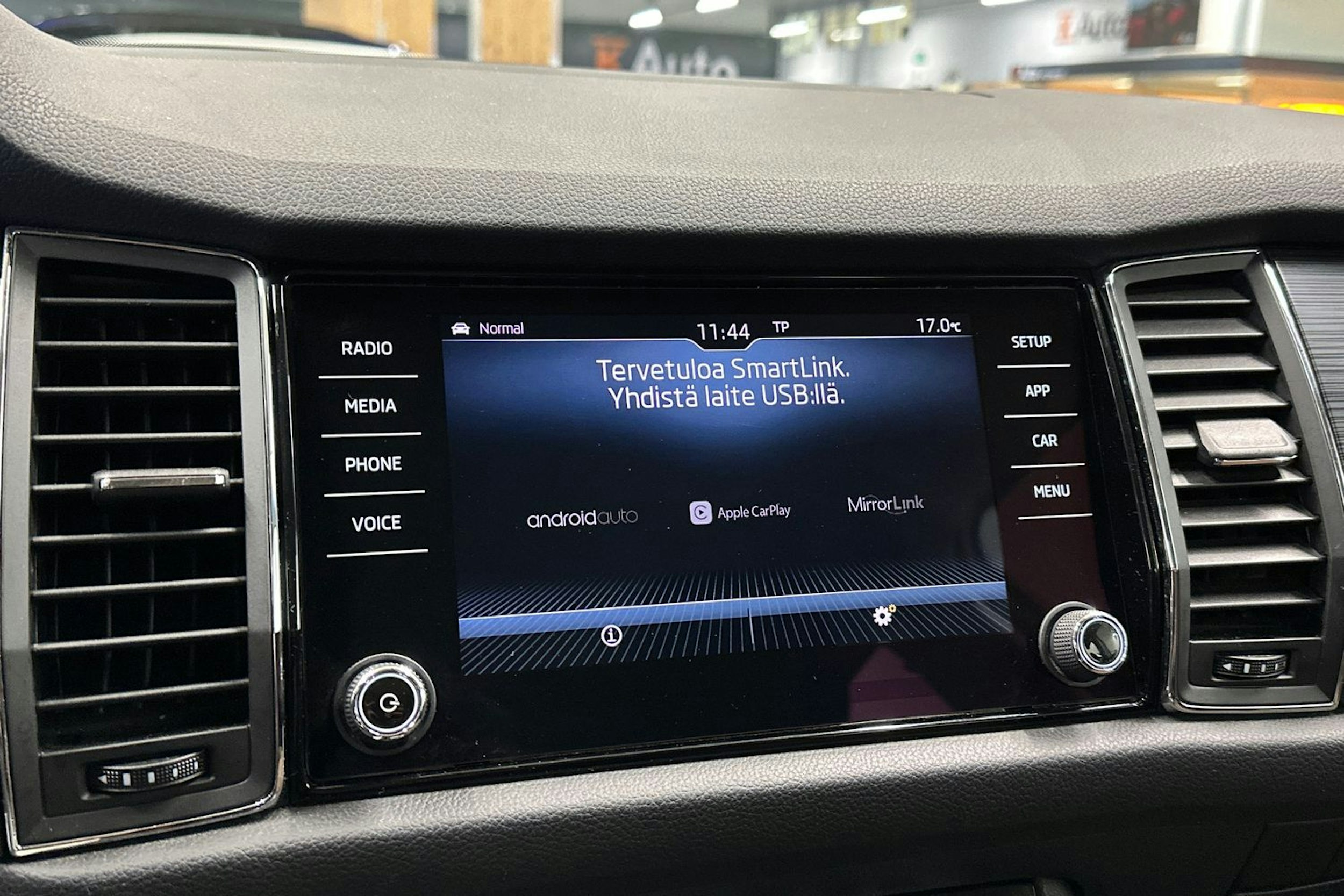 valkoinen Skoda Kodiaq 2017 kuva 19.