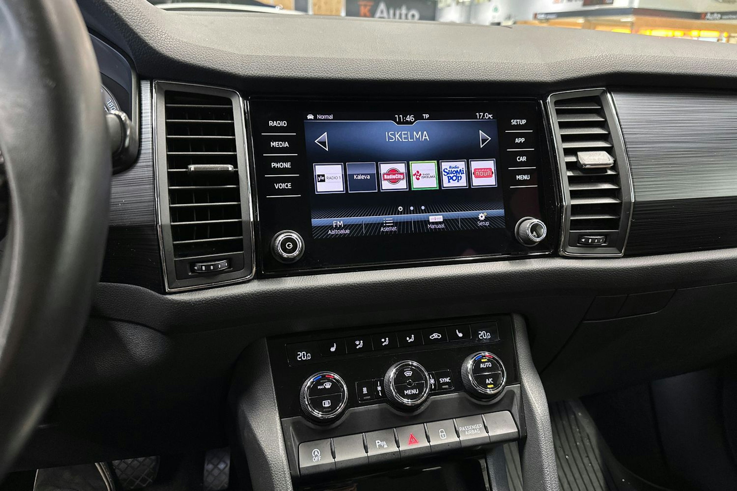 valkoinen Skoda Kodiaq 2017 kuva 22.