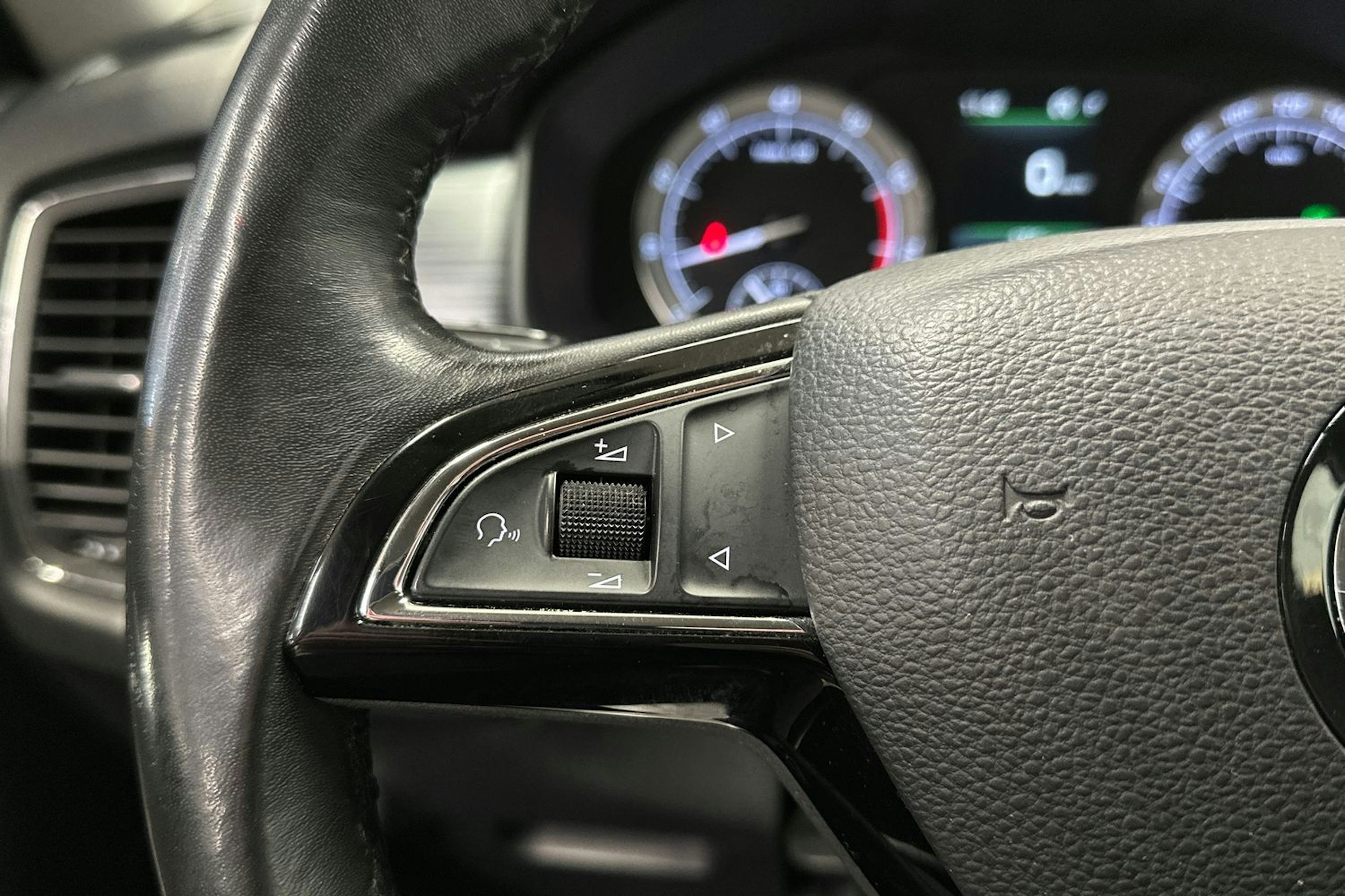 valkoinen Skoda Kodiaq 2017 kuva 29.