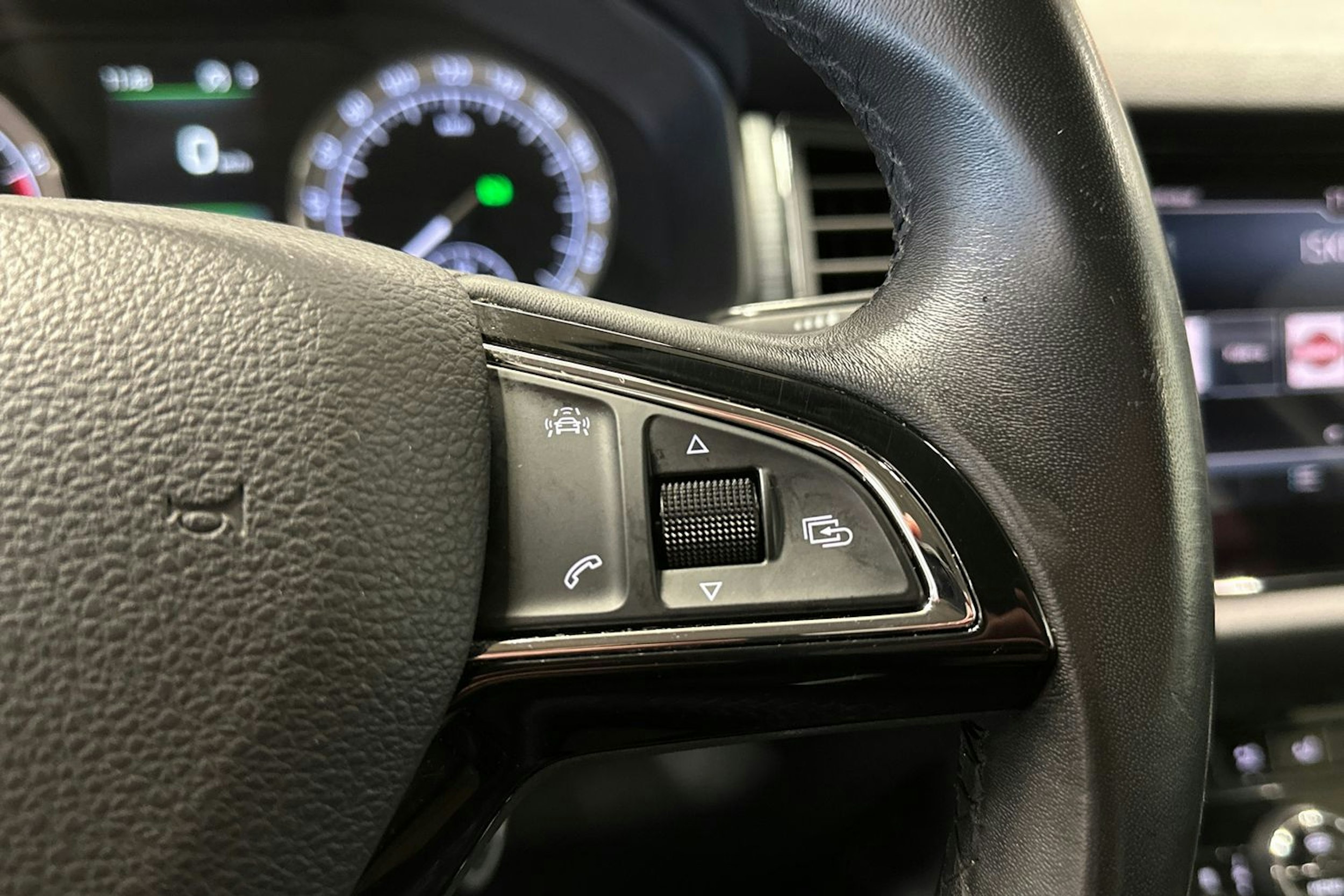 valkoinen Skoda Kodiaq 2017 kuva 30.