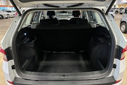 valkoinen Skoda Kodiaq 2017 kuva 33.