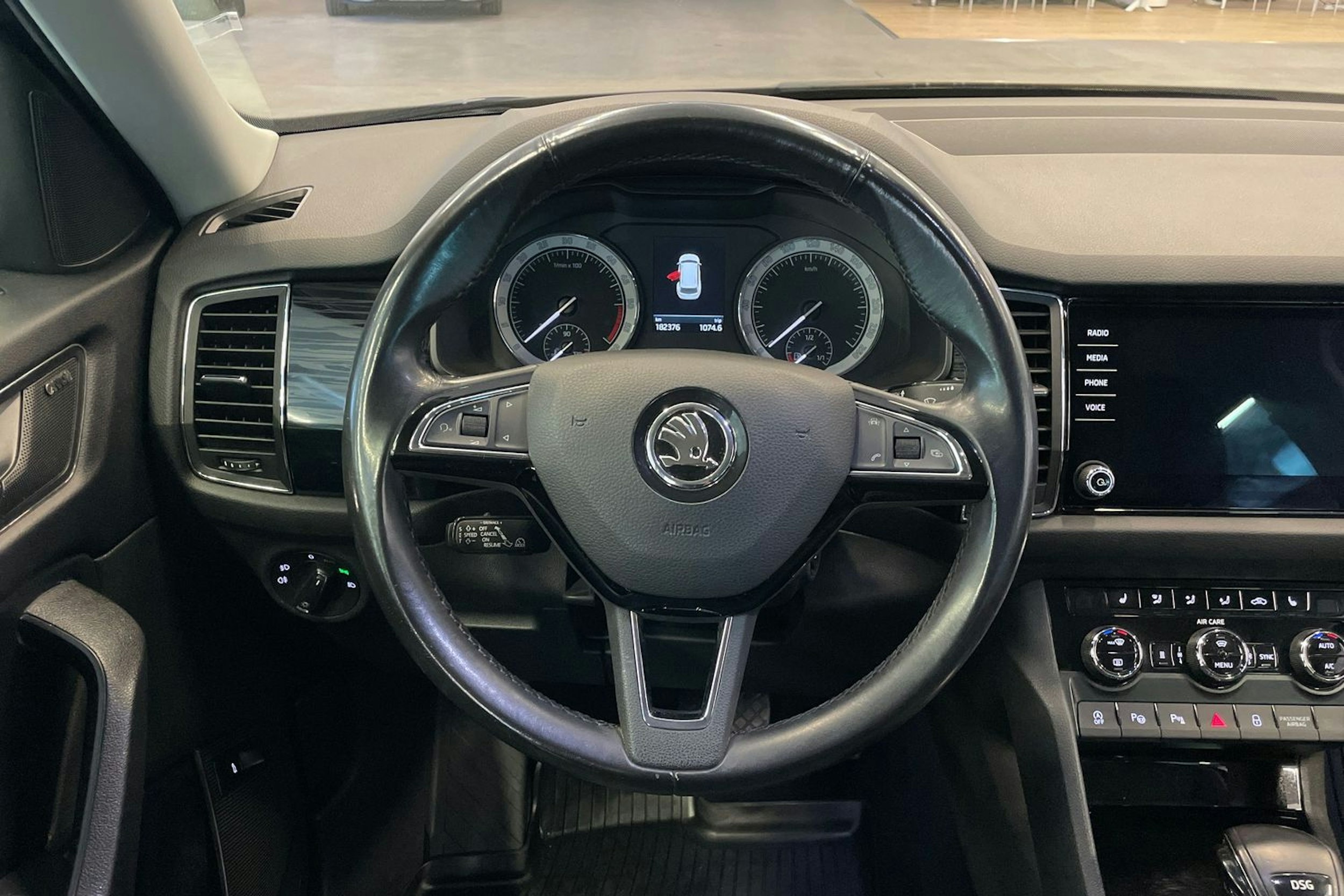 sininen Skoda Kodiaq 2018 kuva 15.