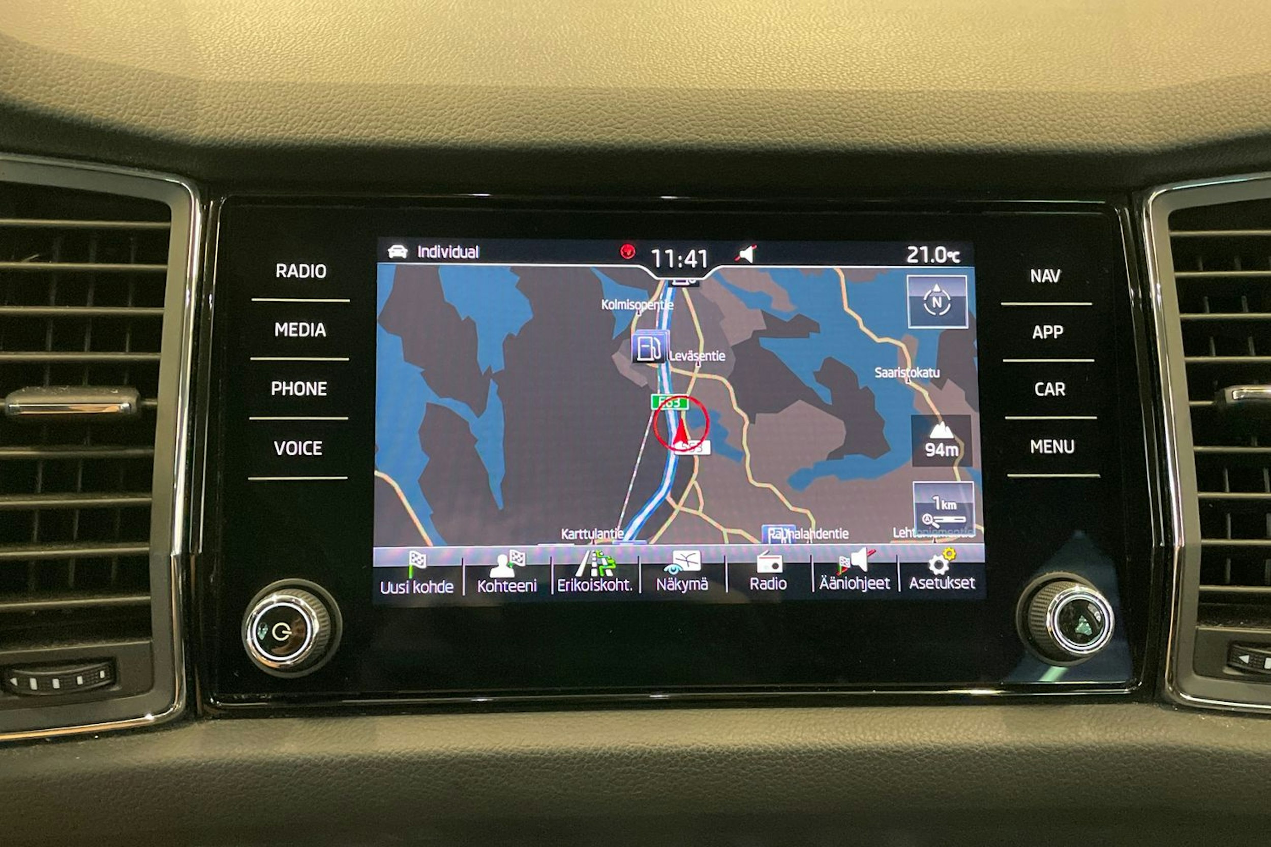 sininen Skoda Kodiaq 2018 kuva 21.