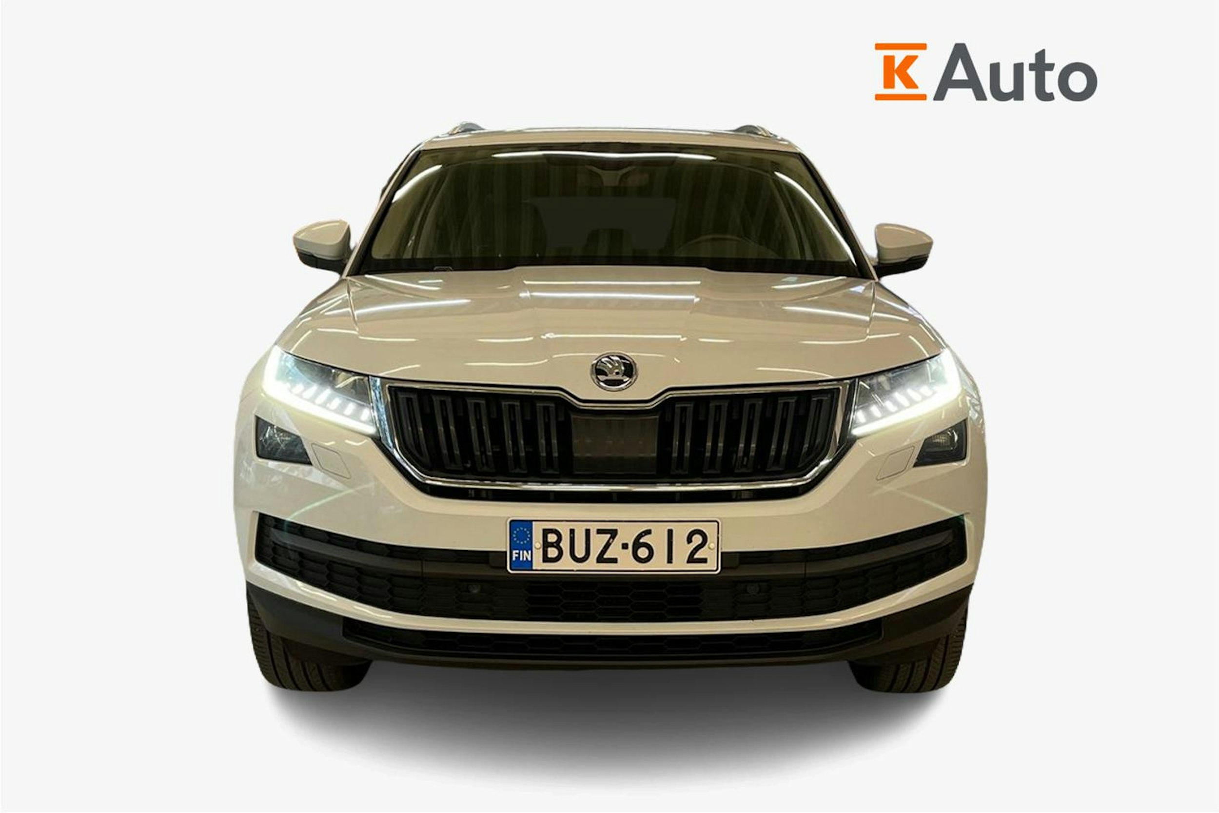 Valkoinen Skoda KODIAQ 2018 kuva 4.