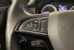Valkoinen Skoda KODIAQ 2018 kuva 13.