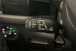 Valkoinen Skoda KODIAQ 2018 kuva 14.