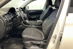 valkoinen Skoda Kodiaq 2018 kuva 17.