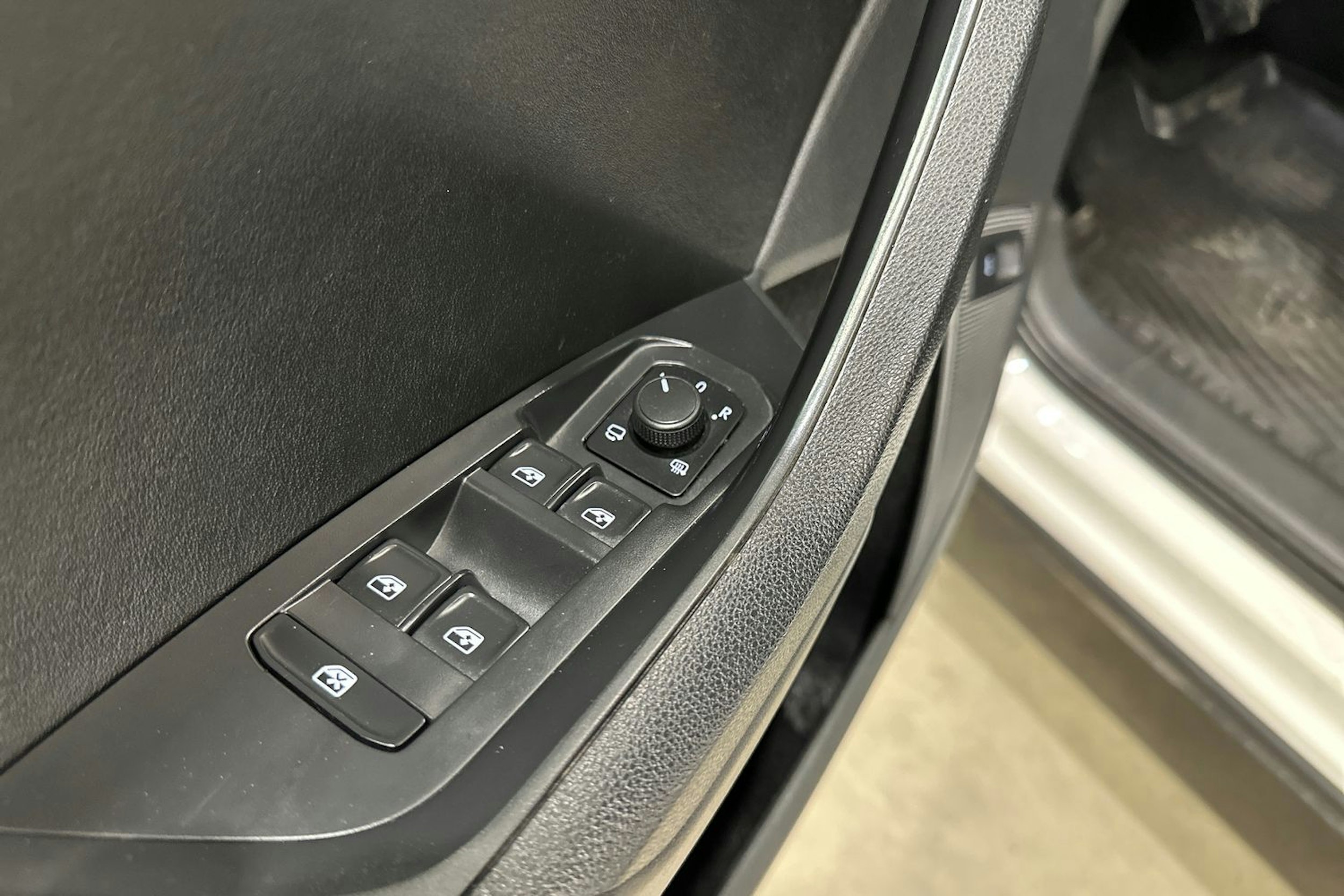valkoinen Skoda Kodiaq 2018 kuva 18.