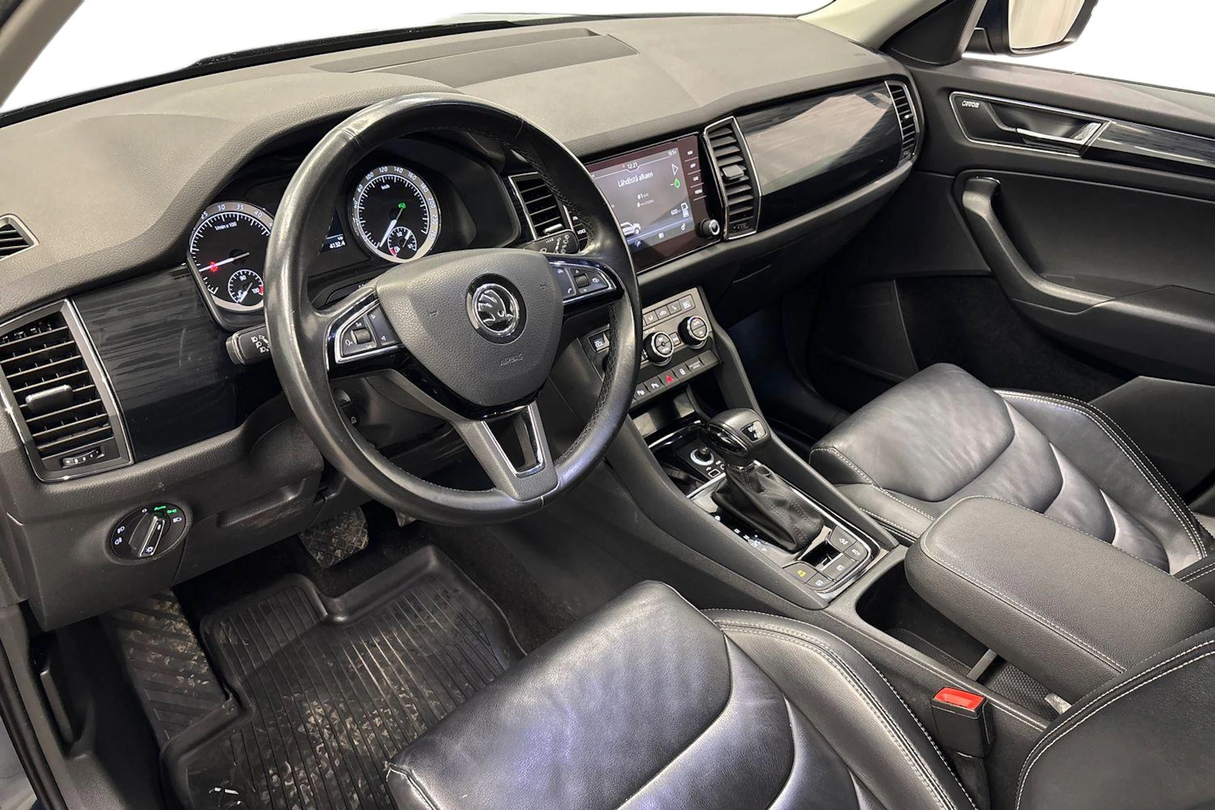 sininen Skoda Kodiaq 2018 kuva 6.