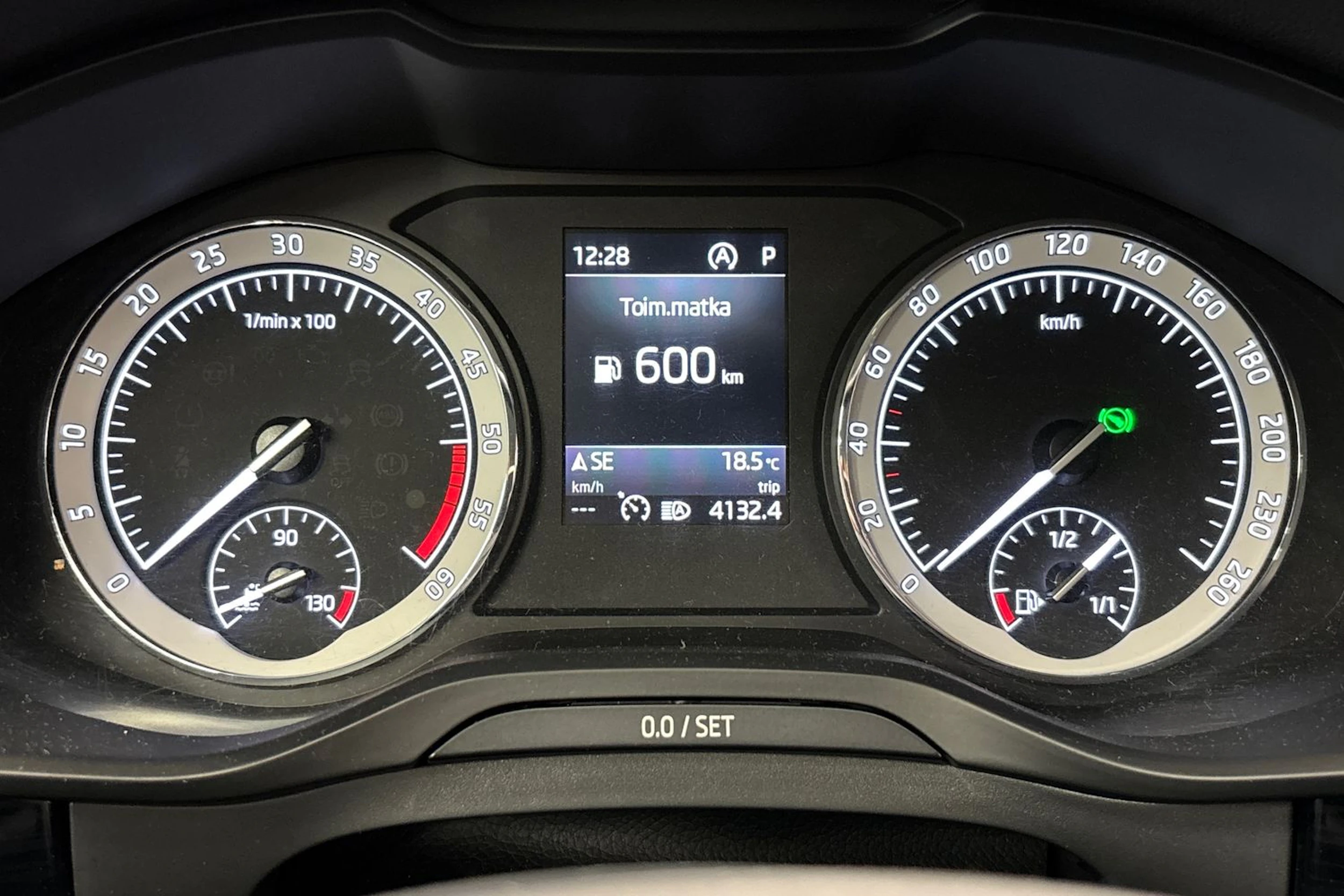 sininen Skoda Kodiaq 2018 kuva 25.