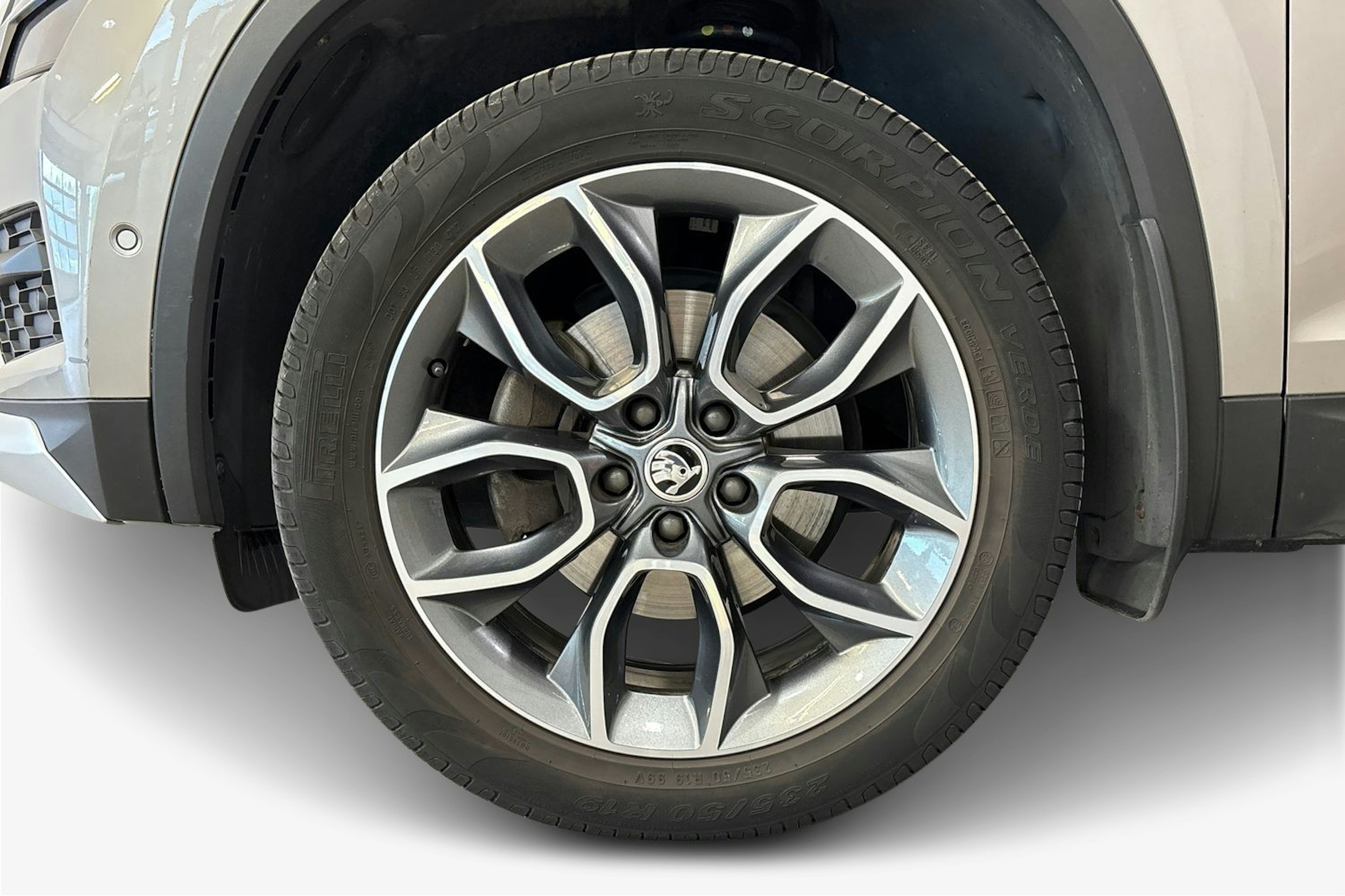 ruskea (beige) Skoda Kodiaq 2018 kuva 11.