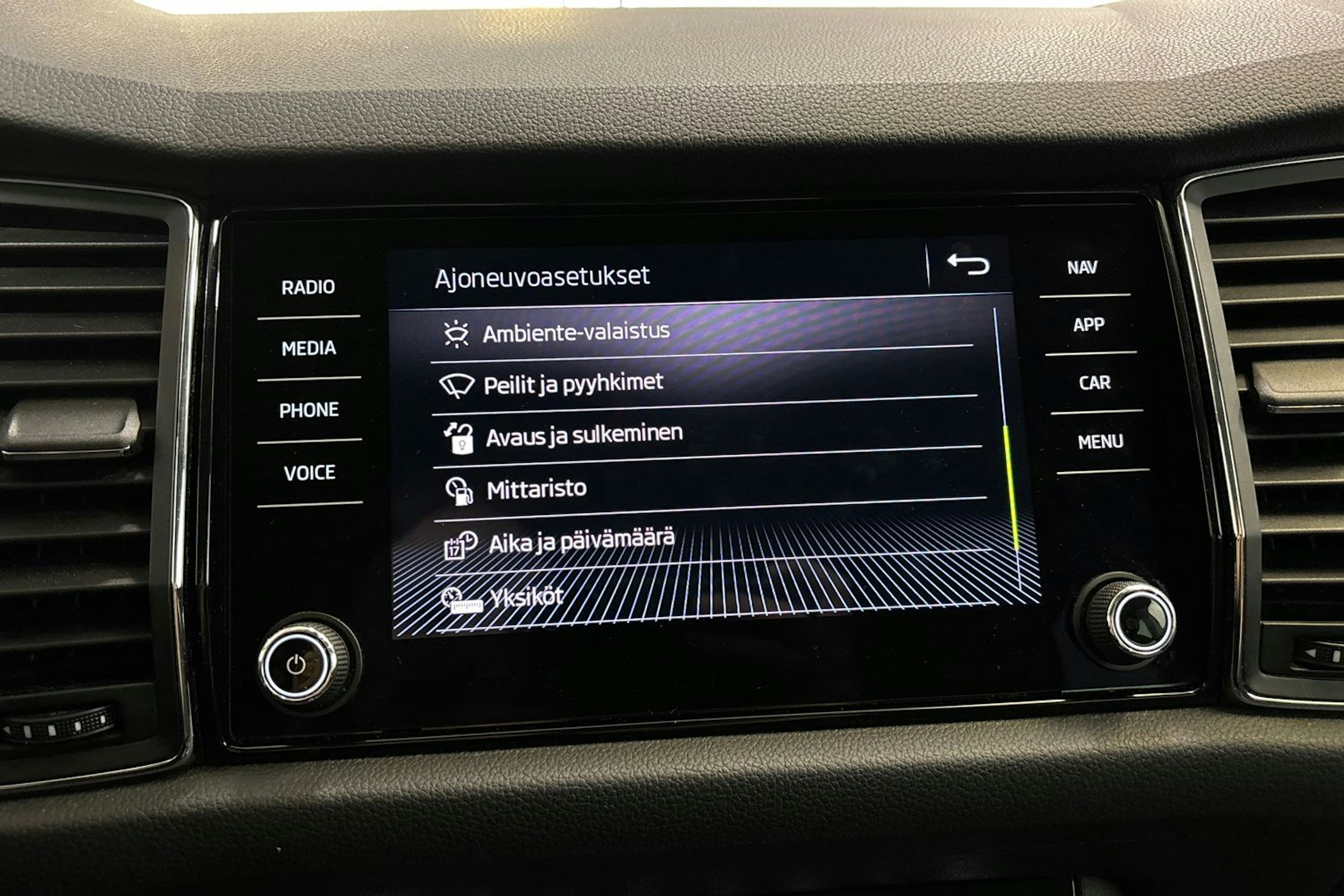 ruskea (beige) Skoda Kodiaq 2018 kuva 25.