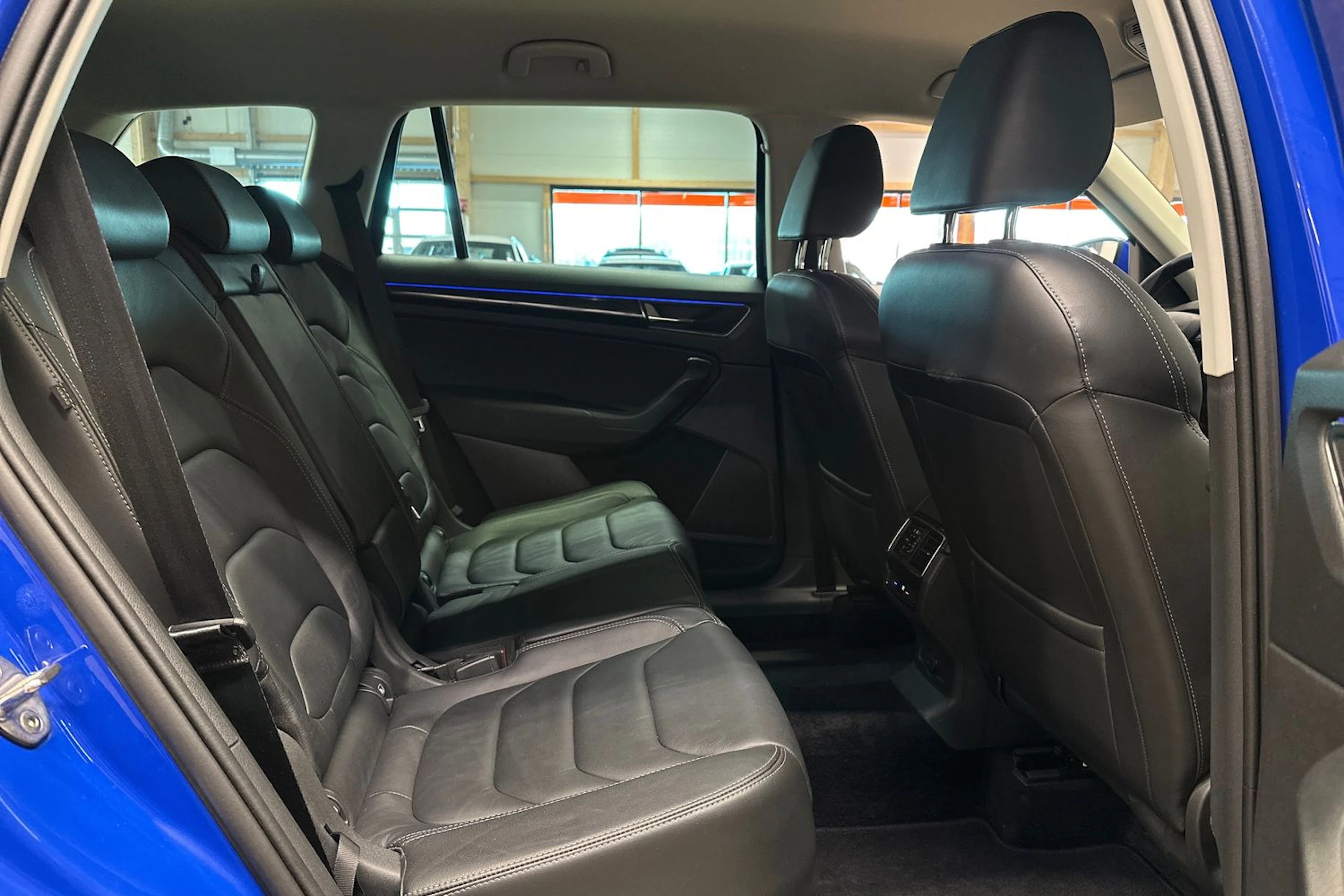 sininen Skoda Kodiaq 2018 kuva 12.