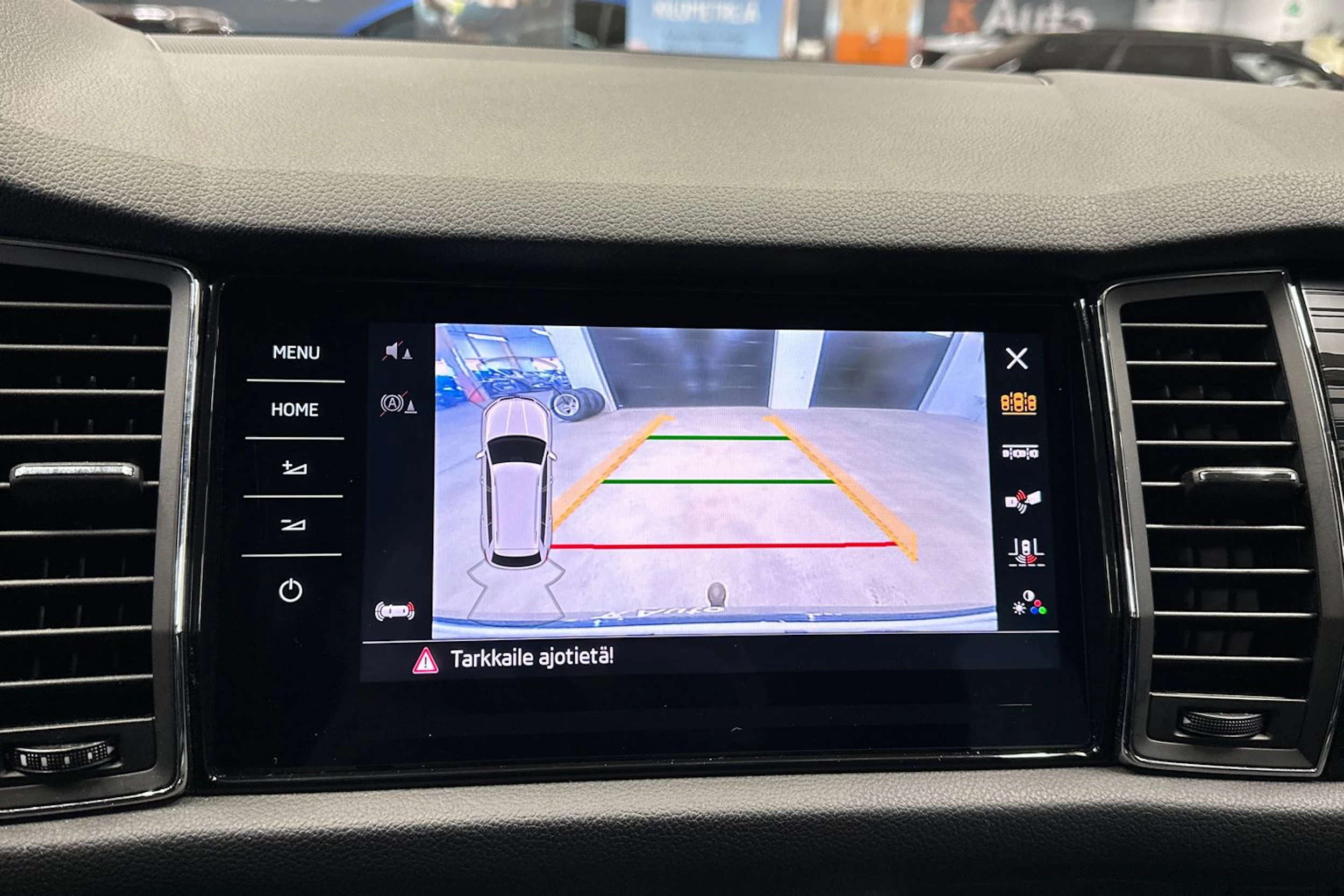 sininen Skoda Kodiaq 2018 kuva 15.