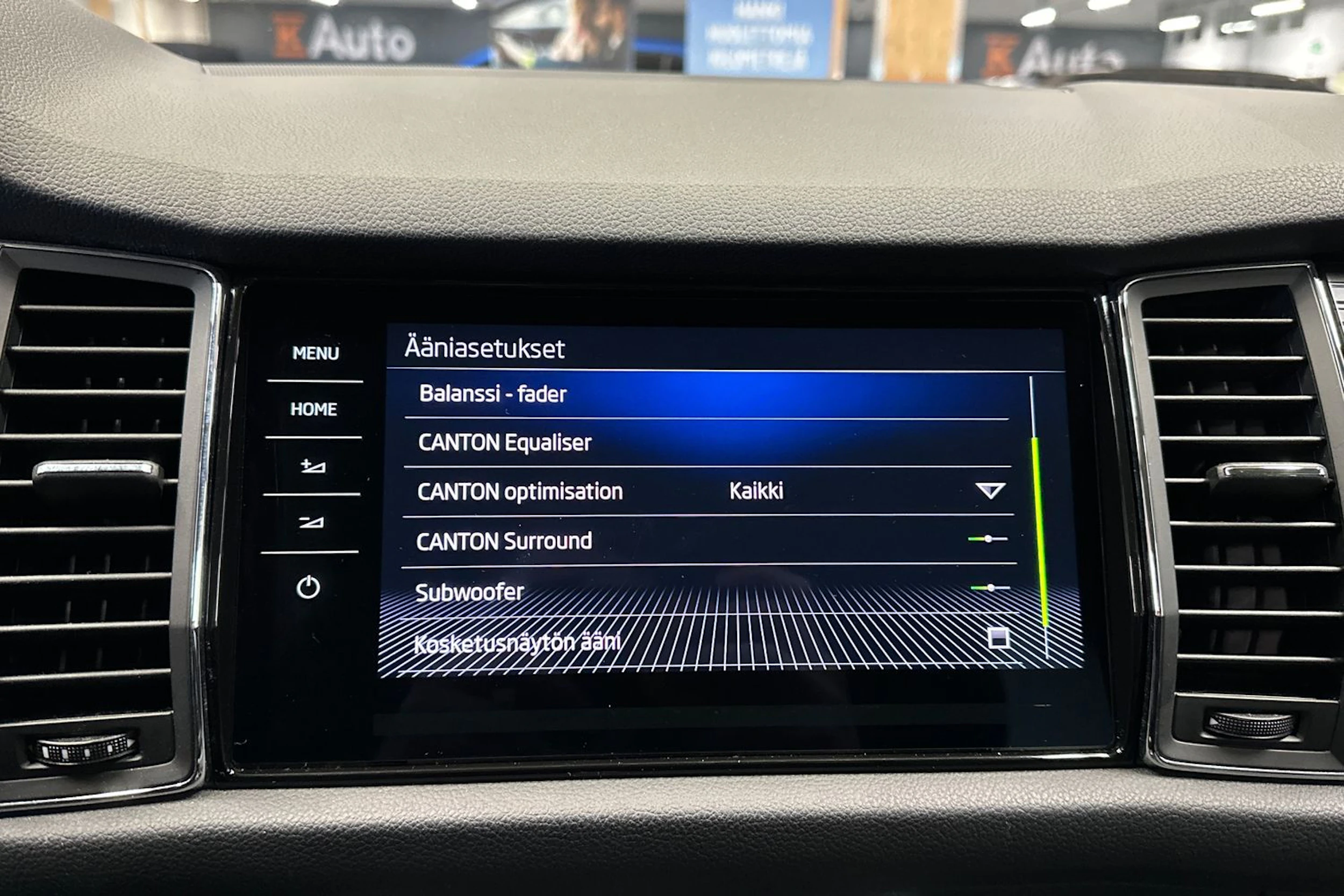 sininen Skoda Kodiaq 2018 kuva 16.