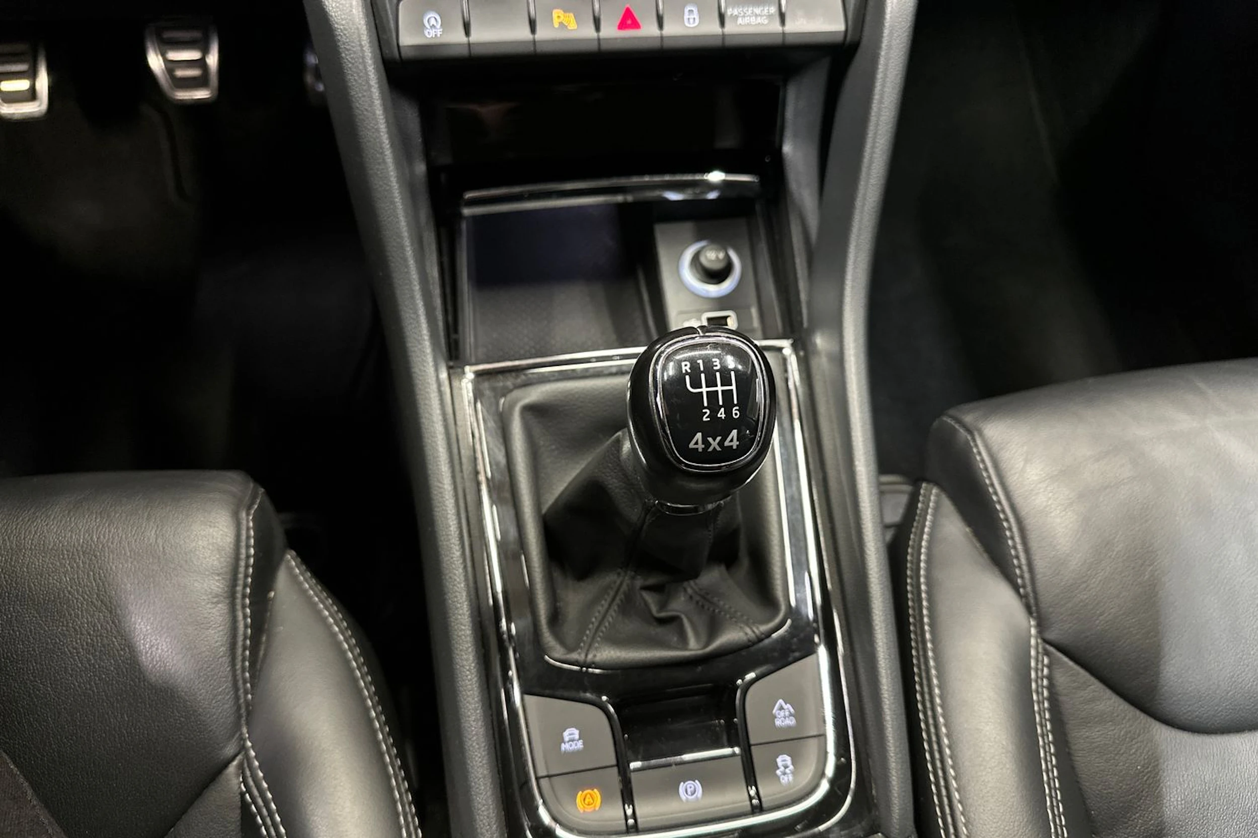 sininen Skoda Kodiaq 2018 kuva 21.
