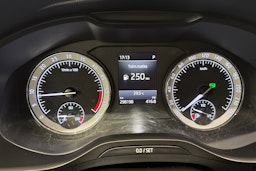 ruskea (beige) Skoda Kodiaq 2018 kuva 24.