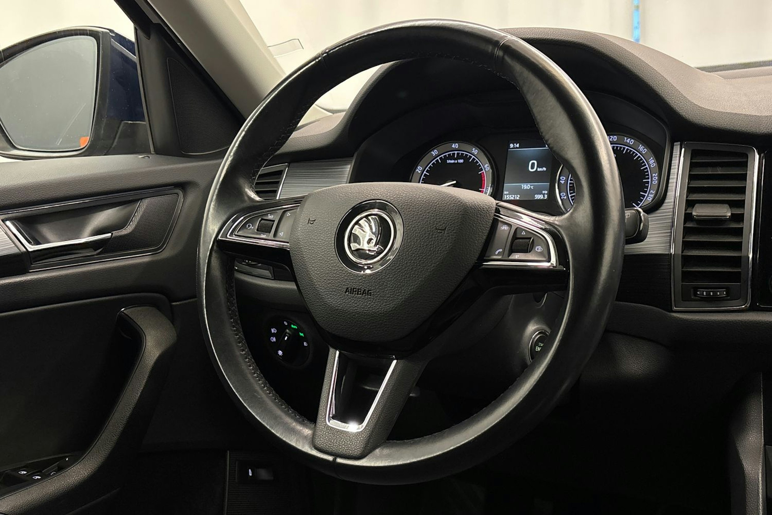 sininen Skoda Kodiaq 2018 kuva 14.