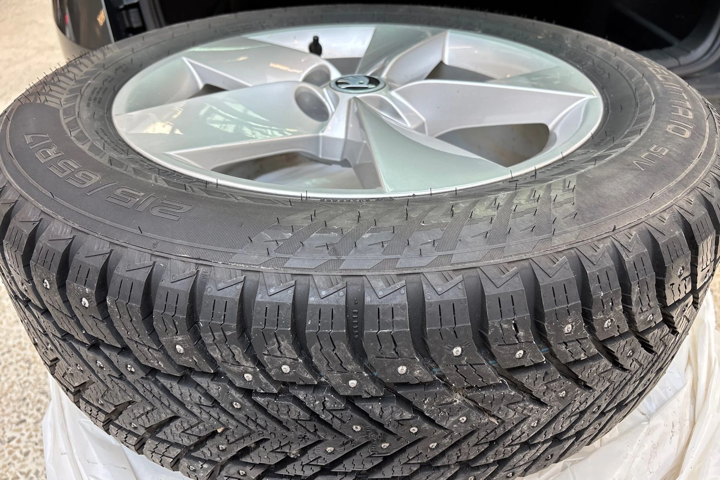 harmaa Skoda Kodiaq 2018 kuva 11.