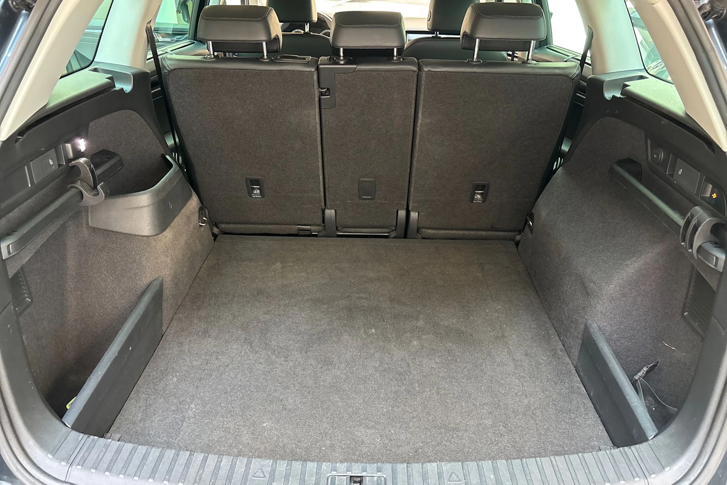 harmaa Skoda Kodiaq 2018 kuva 12.