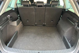 harmaa Skoda Kodiaq 2018 kuva 12.