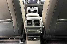 harmaa Skoda Kodiaq 2018 kuva 15.