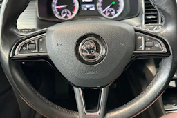 valkoinen Skoda Kodiaq 2018 kuva 14.