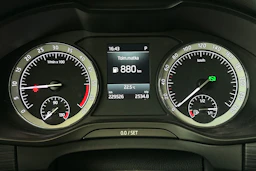 valkoinen Skoda Kodiaq 2018 kuva 16.