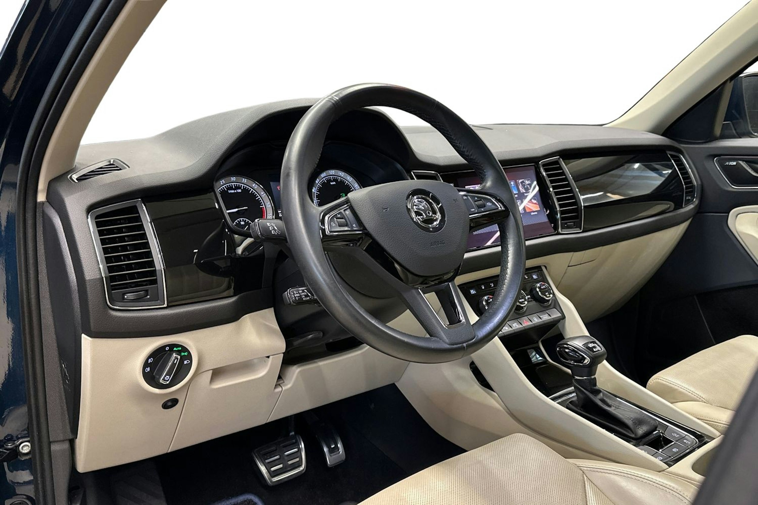 sininen Skoda Kodiaq 2018 kuva 10.
