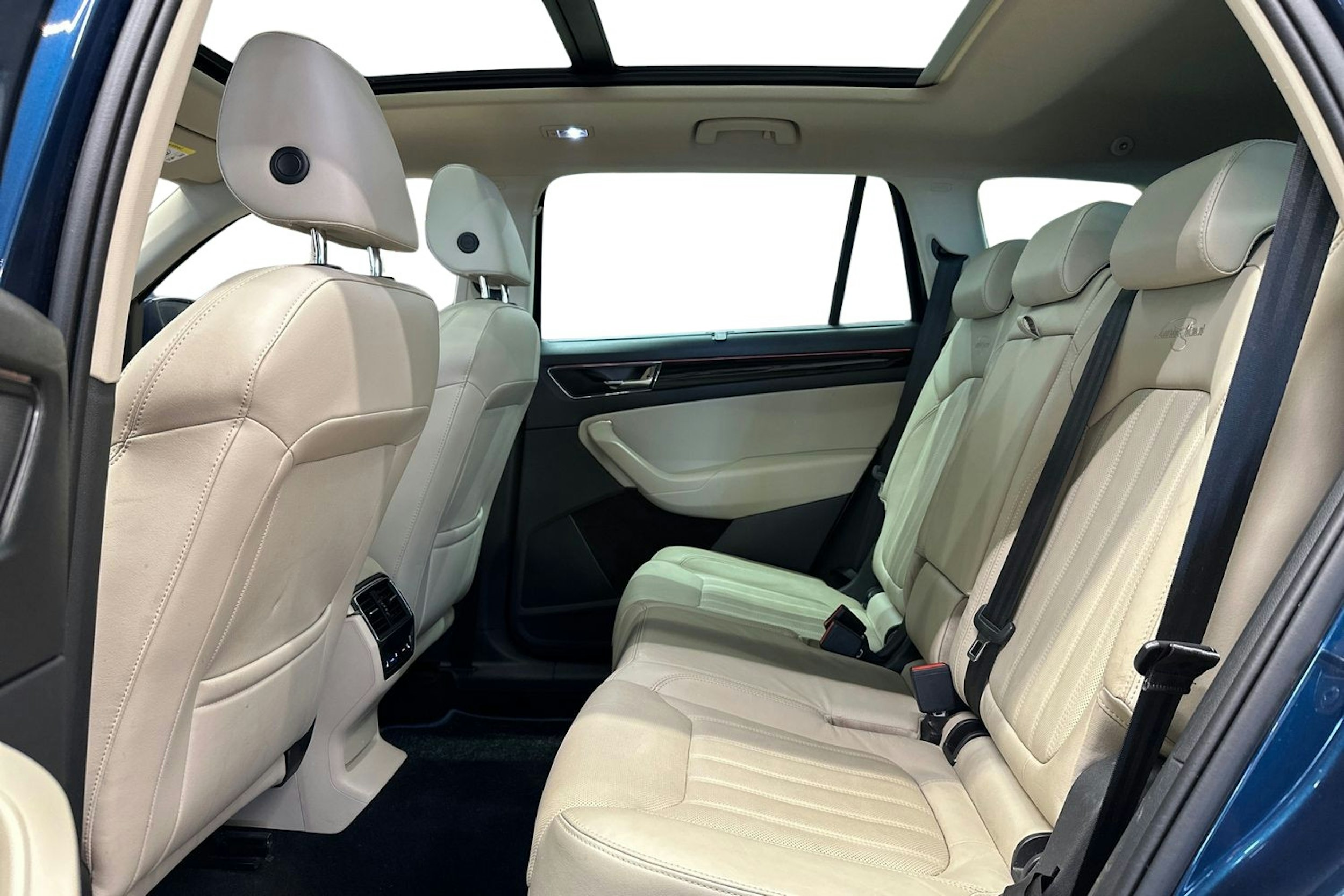 sininen Skoda Kodiaq 2018 kuva 12.